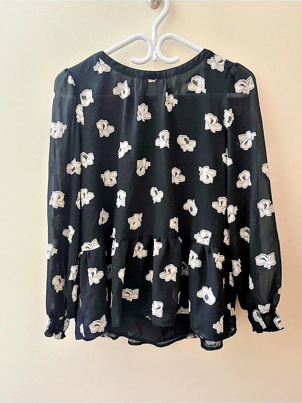 LOFT Floral Long Sleeve Blouse in Black Size Small petite